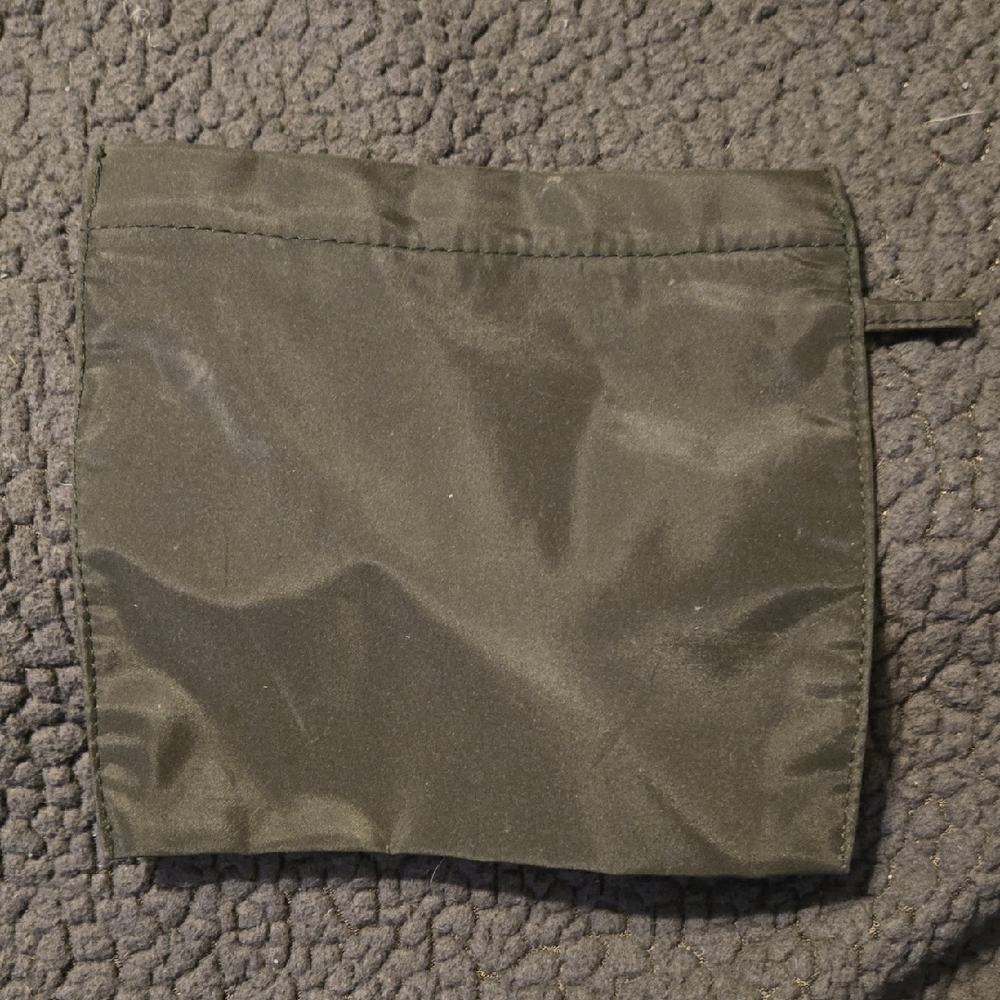 Fendi Black Pouch Bag - Picture 2 of 3